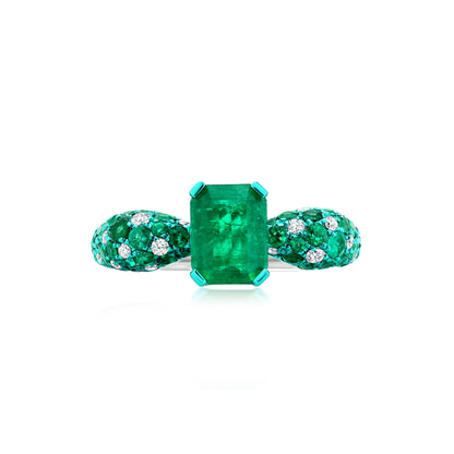 18K White Gold White Diamond and Emerald Statement Ring